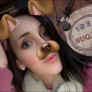 Meet your Posher, Mackenzie